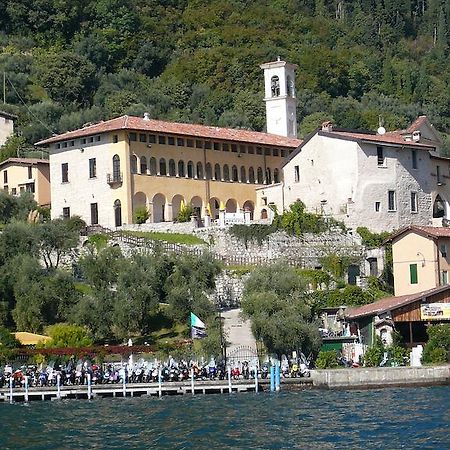 Aparthotel Castello Oldofredi Monte Isola Exterior foto