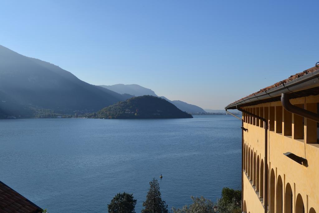 Aparthotel Castello Oldofredi Monte Isola Exterior foto