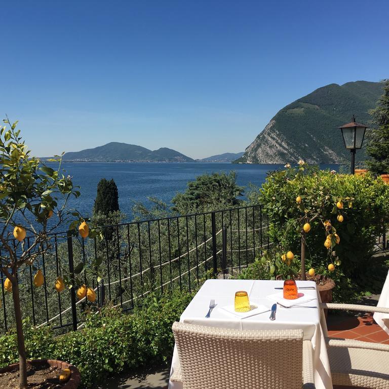 Aparthotel Castello Oldofredi Monte Isola Exterior foto