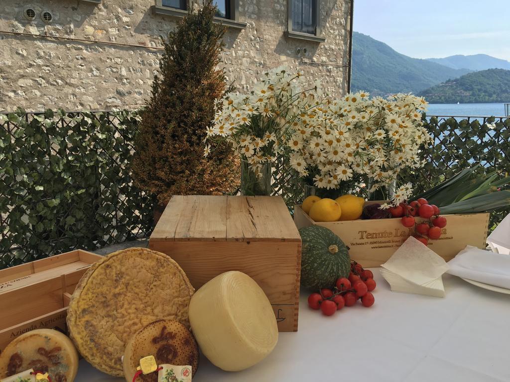 Aparthotel Castello Oldofredi Monte Isola Exterior foto